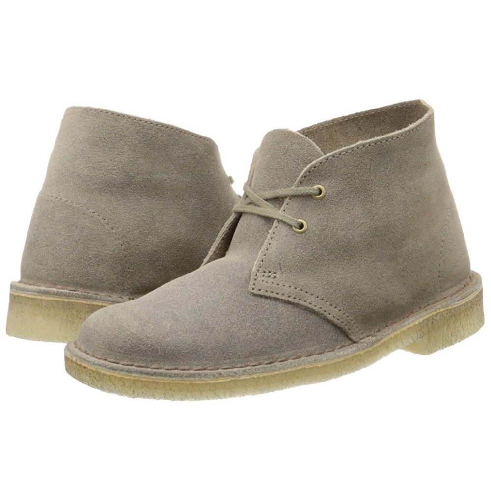 Clarks Woman’s Desert Boot Taupe Size 7